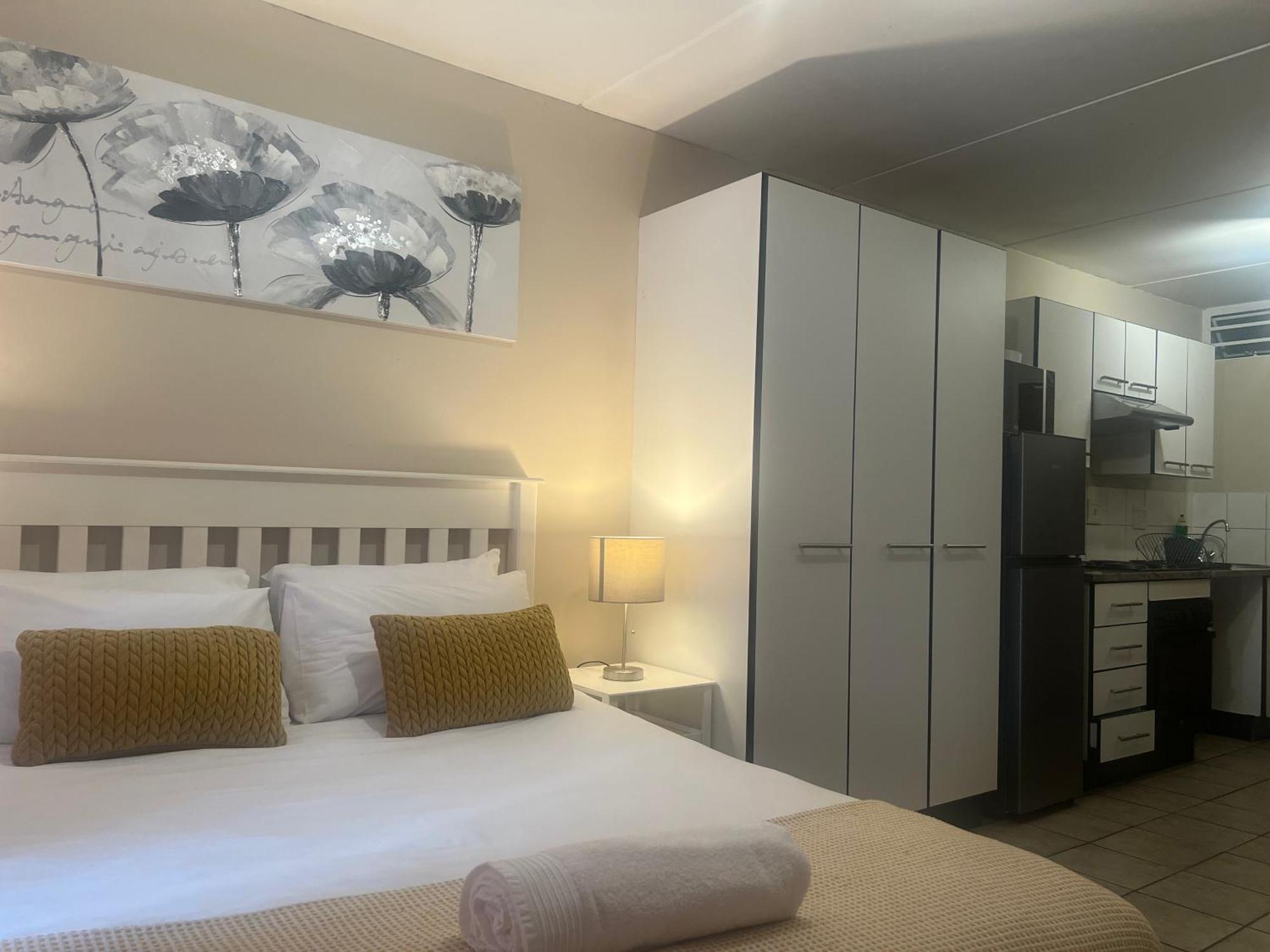 Smart And Cozy Studio With Netflix And Showmax Pretoria-Noord Buitenkant foto