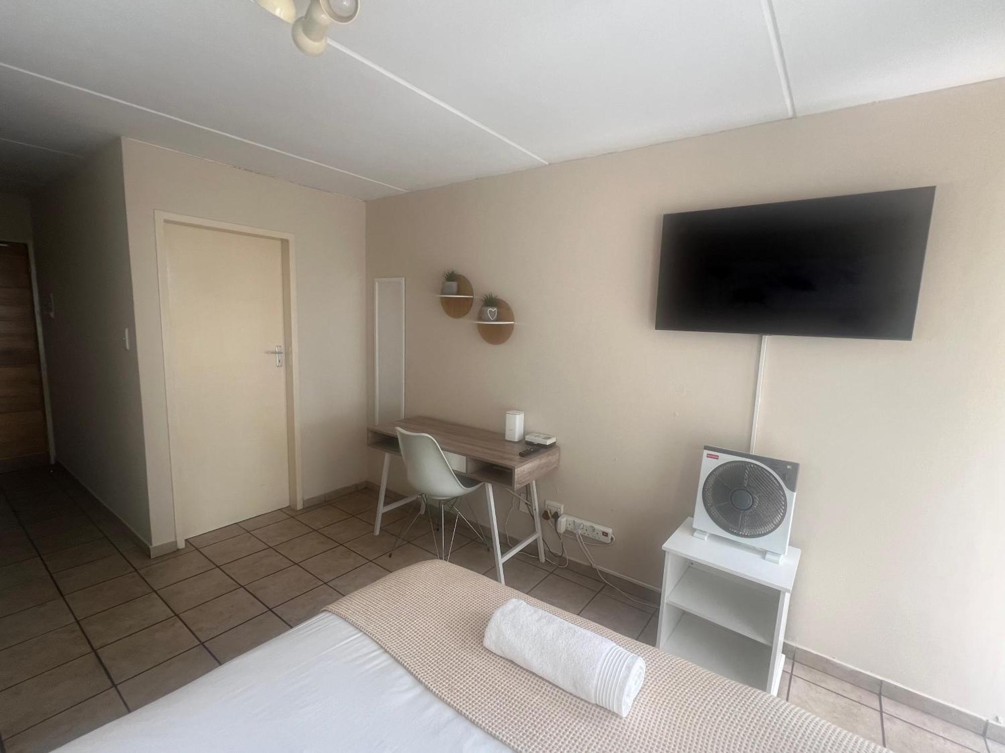 Smart And Cozy Studio With Netflix And Showmax Pretoria-Noord Buitenkant foto